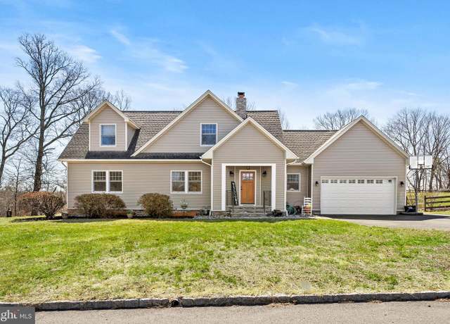 Property at 37 Maple Ter, Hillsborough, NJ 08844, 4 beds, 2.5 baths