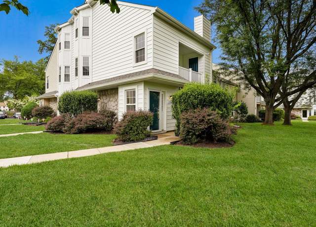 Property at 1703 Hopkins Ct, Southampton, PA 18966, 2 beds, 2 baths