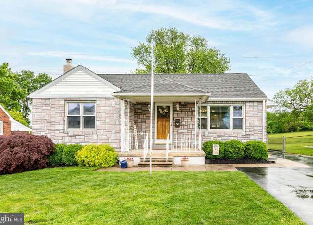 Property at 26 W North Ln, Conshohocken, PA 19428, 3 beds, 2 baths