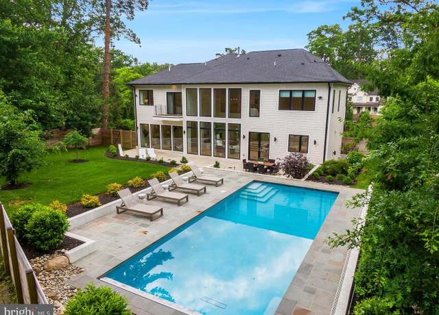 Property at 5914 Woodley Rd, Mclean, VA 22101, 6 beds, 6 baths
