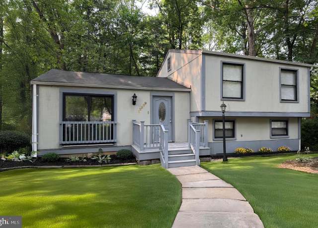 Property at 12309 Tigers Eye Ct, Reston, VA 20191, 4 beds, 2 baths