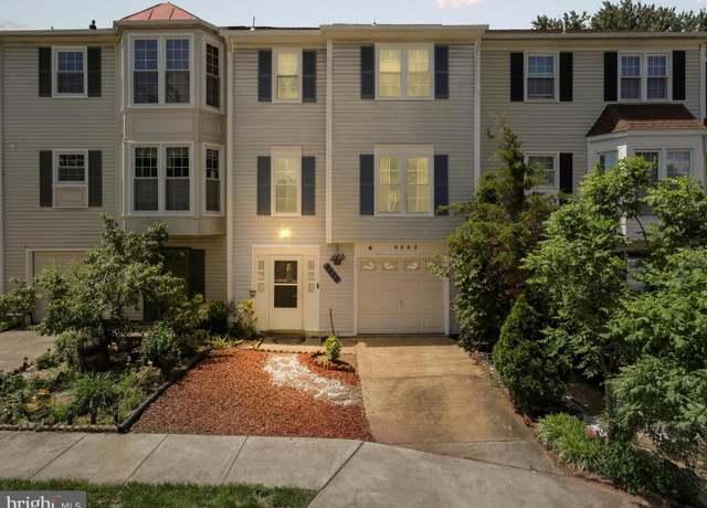 Property at 8982 Cannon Ridge Dr, Manassas, VA 20110, 4 beds, 2.5 baths