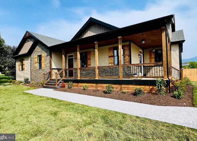 Property at 6 Antioch Rd, Luray, VA 22835, 4 beds, 3 baths