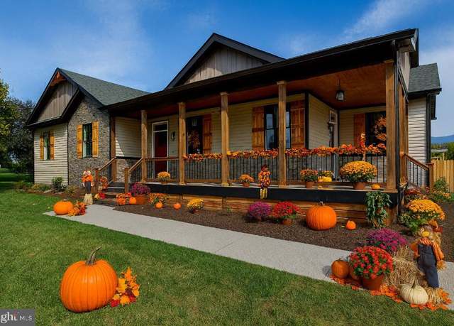 Property at 6 Antioch Rd, Luray, VA 22835, 4 beds, 3 baths