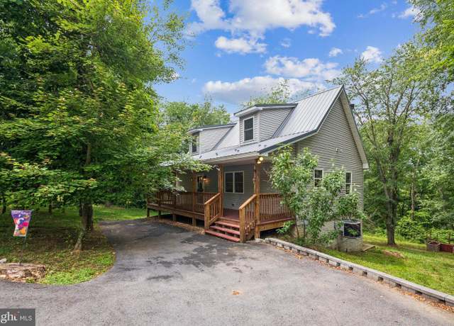 Property at 205 Wagon Trl, Berkeley Springs, WV 25411, 3 beds, 3.5 baths