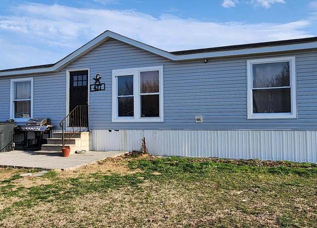 Property at 427 Phoenix Dr, Dover, DE 19901, 3 beds, 2 baths