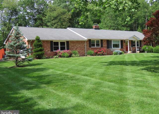 Property at 2643 Old County Rd, Newark, DE 19702, 4 beds, 3.5 baths
