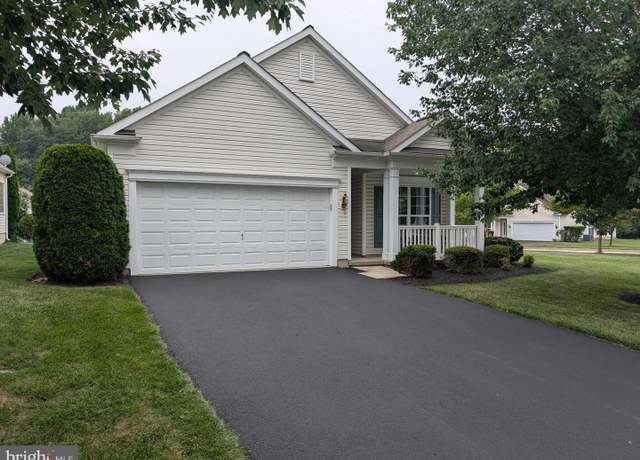 Property at 4 Compass Rose Way, Newark, DE 19702, 2 beds, 2 baths