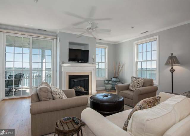 Property at 3 Oakley St #201, Cambridge, MD 21613, 3 beds, 2 baths