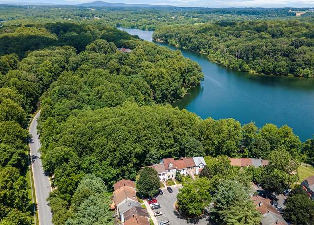 Property at 39 Lake Park Ct #962, Germantown, MD 20874, 3 beds, 3.5 baths