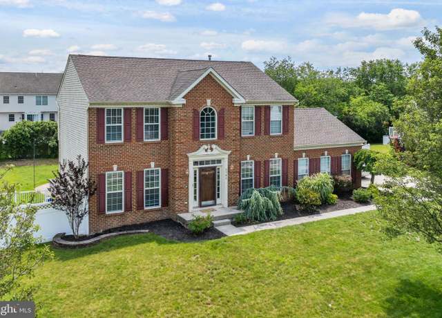 Property at 1781 Cobblestone Ln, Vineland, NJ 08361, 4 beds, 2.5 baths