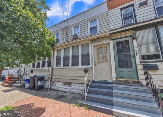 Property at 806 Powell St, Gloucester City, NJ 08030, 3 beds, 1 bath
