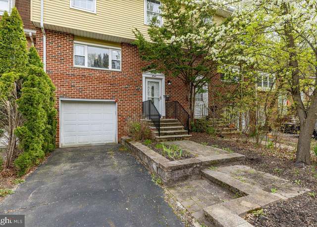 Property at 8 Trafalgar Ct, Lawrence, NJ 08648, 3 beds, 3 baths