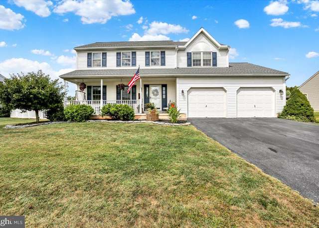 Property at 202 Cedar Run Dr, Douglassville, PA 19518, 4 beds, 2.5 baths