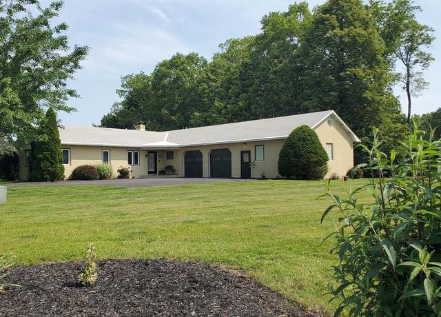 Property at 7367 Leisure Ct, Orefield, PA 18069, 3 beds, 1 bath