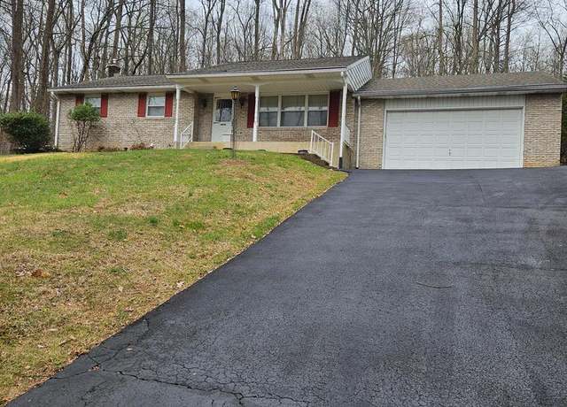 Property at 2429 Schaffer Rd, Pottstown, PA 19464, 3 beds, 1.5 baths