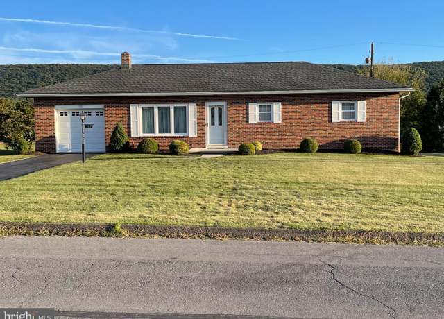 Property at 207 W Maple St, Valley View, PA 17983, 3 beds, 1 bath