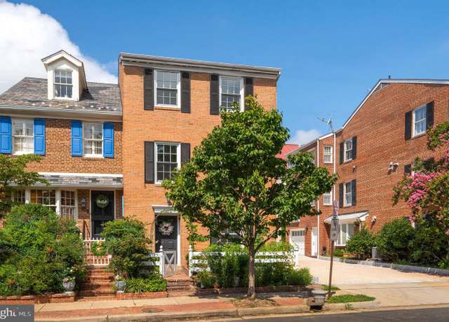 Property at 621 S Saint Asaph St, Alexandria, VA 22314, 4 beds, 2.5 baths