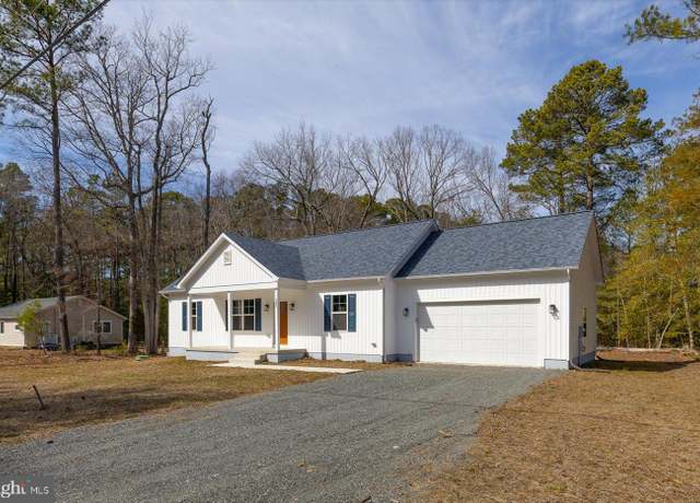 Property at 157 North Glebe Rd, Montross, VA 22520, 3 beds, 2 baths