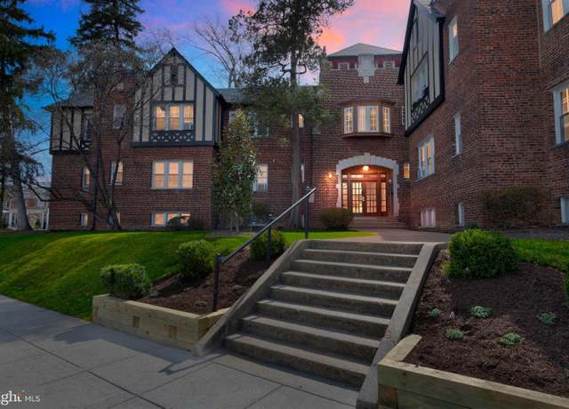 Property at 208 Farragut St NW #207, Washington, DC 20011, 1 bed, 1 bath