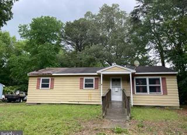 Property at 24671 Nichols St, Seaford, DE 19973, 3 beds, 1 bath