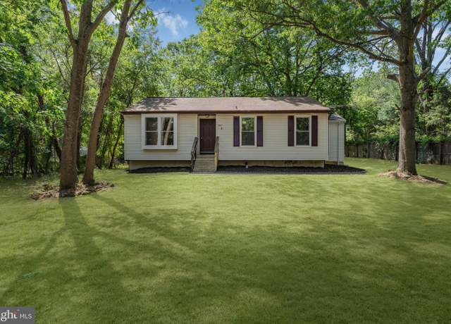 Property at 840 Jarvis Rd, Sicklerville, NJ 08081, 4 beds, 2 baths