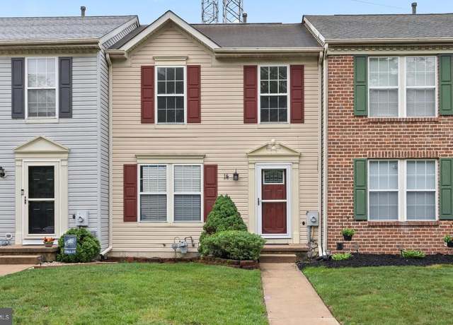 Property at 14 Coachlight Dr, Sicklerville, NJ 08081, 3 beds, 1.5 baths