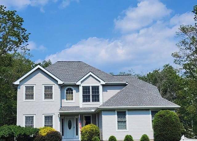 Property at 408 Sassafrass Way, Stroudsburg, PA 18360, 3 beds, 3 baths