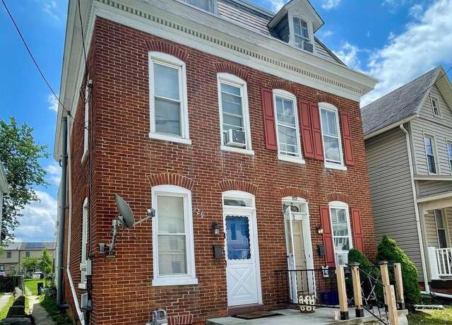 Property at 129 S Pleasant St, Hanover, PA 17331, 3 beds, 1.5 baths