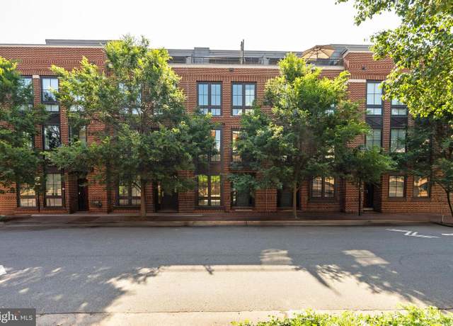 Property at 304 S Union St, Alexandria, VA 22314, 3 beds, 3.5 baths