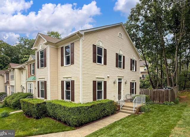 Property at 7233 Olde Lantern Way, Springfield, VA 22152, 3 beds, 3.5 baths