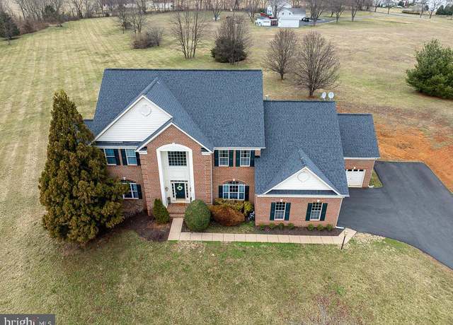 Property at 42037 Heaters Island Ct, Leesburg, VA 20176, 5 beds, 4.5 baths