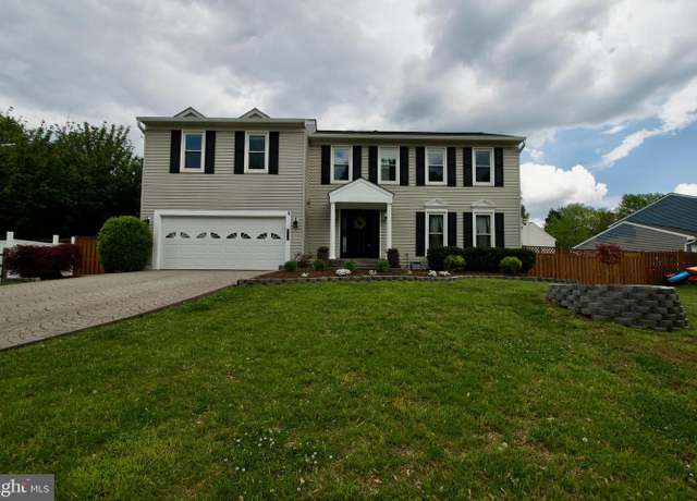 Property at 10505 Manor View Pl, Manassas, VA 20110, 4 beds, 3 baths