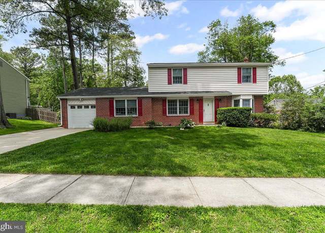 Property at 242 Pennwood St, Newark, DE 19713, 4 beds, 2 baths