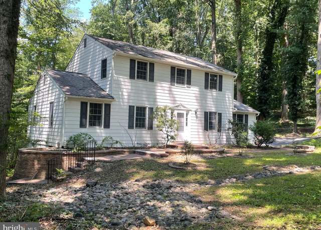 Property at 43 The Horseshoe, Newark, DE 19711, 4 beds, 2.5 baths