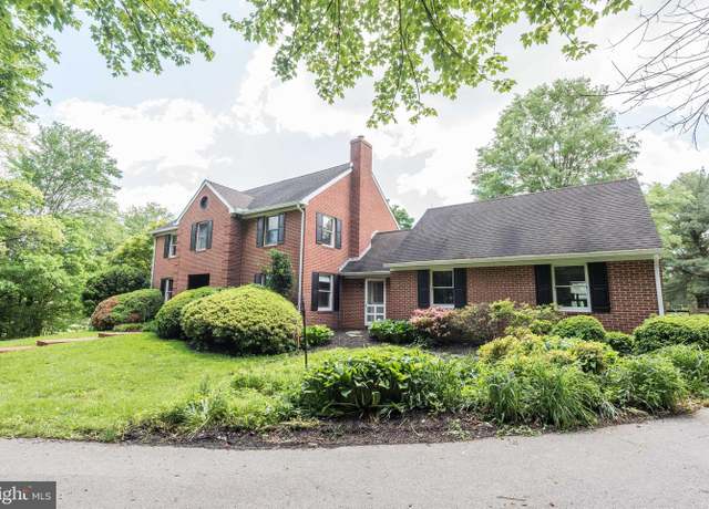 Property at 16120 Barnesville Rd, Boyds, MD 20841, 4 beds, 3.5 baths