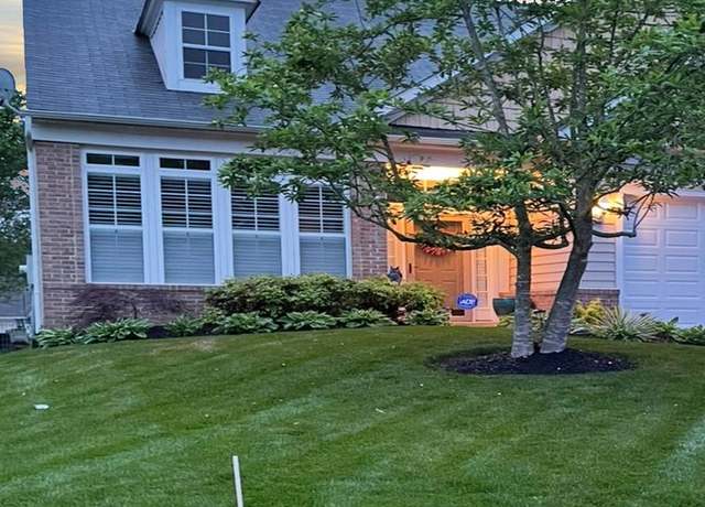 Property at 5613 Havenwood Ct, Upper Marlboro, MD 20772, 2 beds, 2 baths