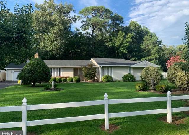 Property at 4421 Beechwood Pl, Crisfield, MD 21817, 4 beds, 2.5 baths