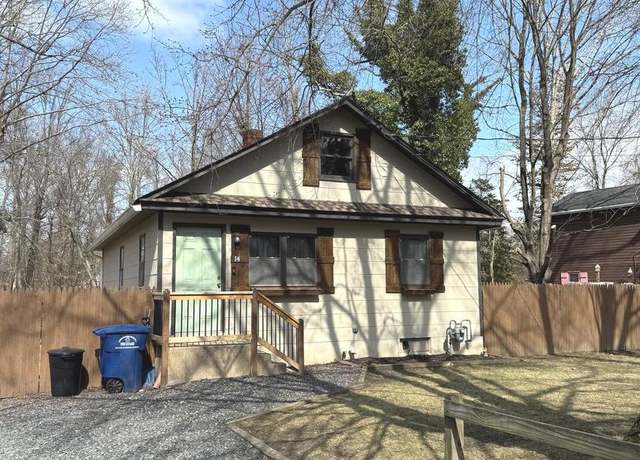 Property at 14 Rancocas Ln, Browns Mills, NJ 08015, 3 beds, 1 bath