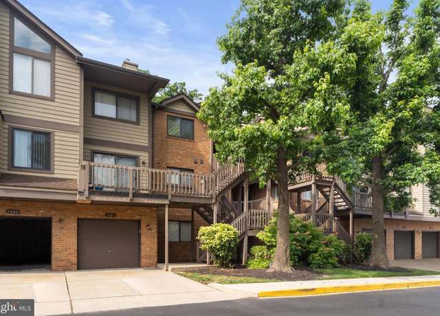 Property at 1303 Augusta Cir, Mount Laurel, NJ 08054, 3 beds, 2 baths