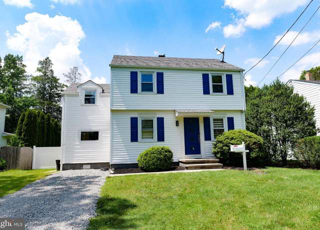Property at 5 Willow Rd, Lawrence Township, NJ 08648, 3 beds, 1.5 baths