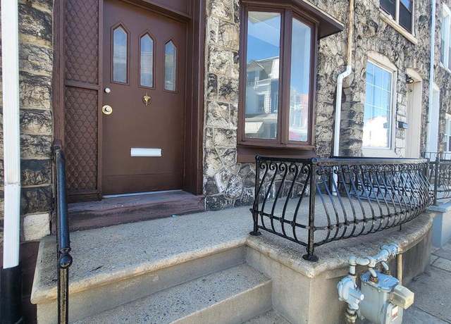 Property at 1140 N 10th St, Reading, PA 19604, 3 beds, 1.5 baths