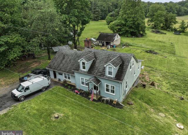 Property at 782 Baltimore Pike, Gardners, PA 17324, 4 beds, 2 baths