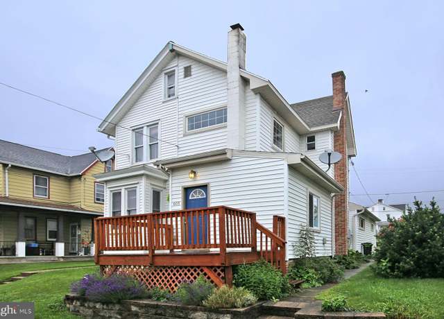 Property at 605 Elizabeth St, Lebanon, PA 17046, 2 beds, 1.5 baths