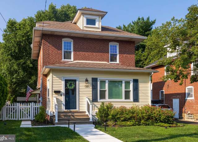 Property at 216 S 4th St, North Wales, PA 19454, 4 beds, 1.5 baths