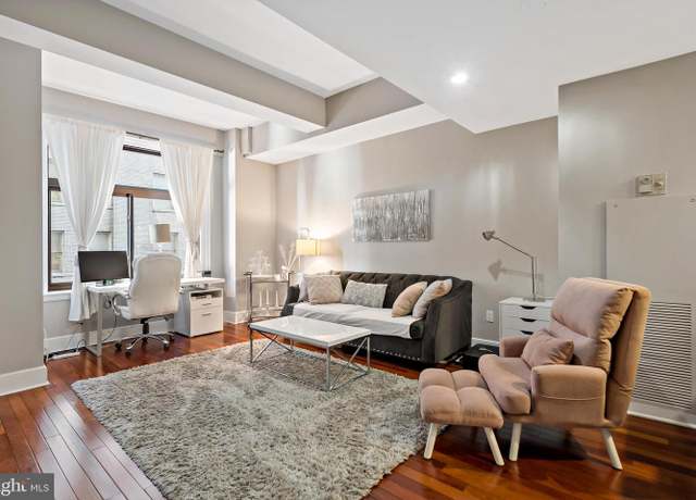 Property at 1500 Chestnut St Unit 10E, Philadelphia, PA 19102, 1 bed, 1 bath