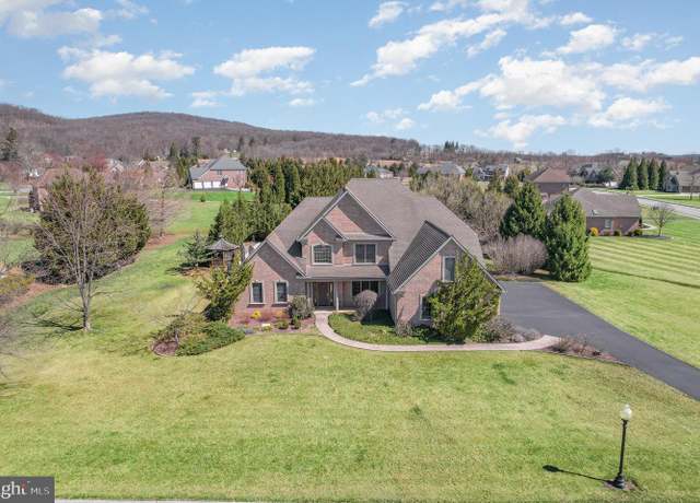 Property at 140 Madara Dr, Hanover, PA 17331, 5 beds, 4 baths