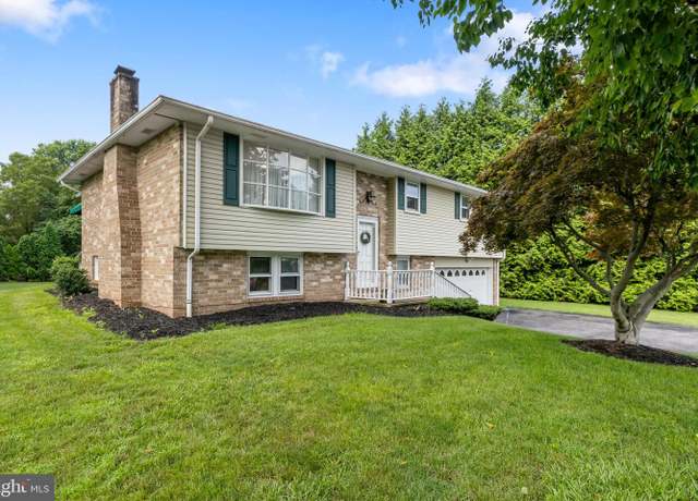 Property at 3332 Groton Ln, Dover, PA 17315, 3 beds, 2 baths