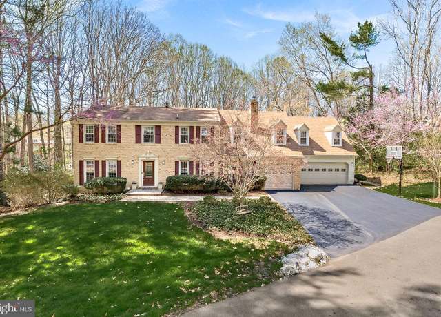 Property at 2804 Bree Hill Rd, Oakton, VA 22124, 4 beds, 3.5 baths