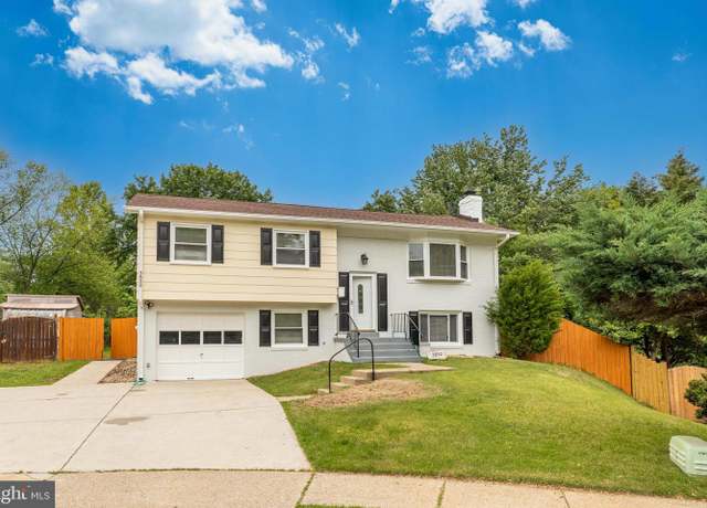Property at 3820 Danbury Ct, Woodbridge, VA 22193, 4 beds, 2.5 baths